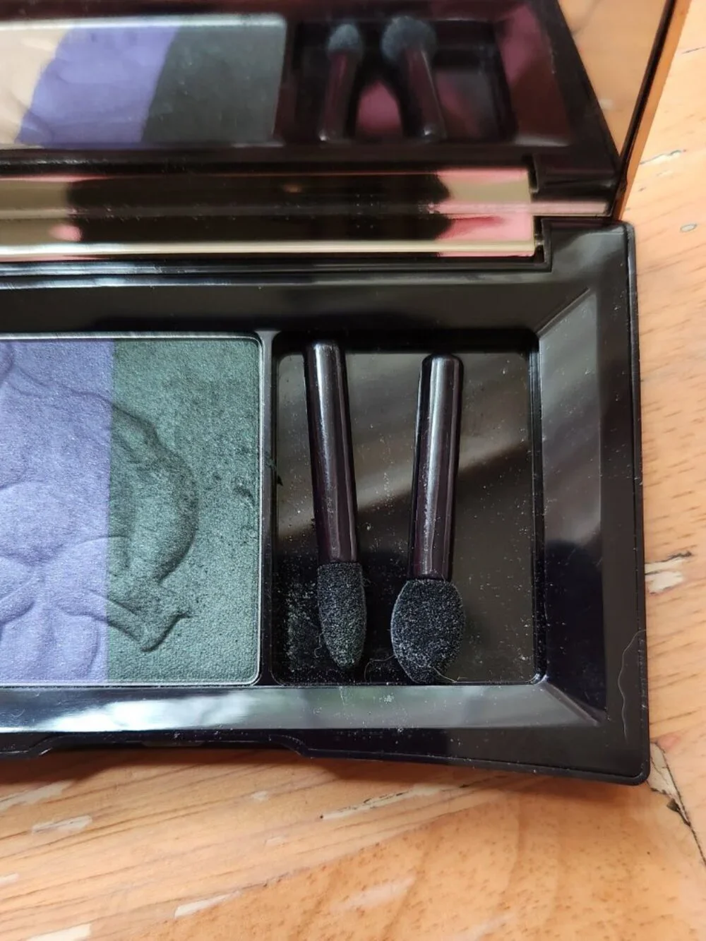 Yves Rocher Eyeshadow Palette 01 Variations Beige Purple Lavender Lilac Green Go